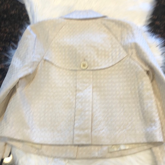 BCBG MaxAzria Crop Jacket NWT - Picture 3 of 6